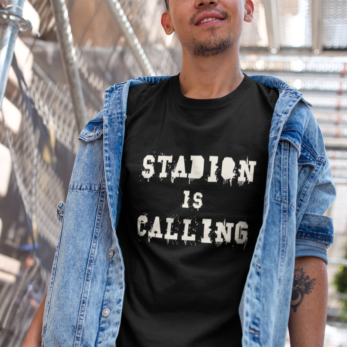 Stadion is calling - Fan T-Shirt