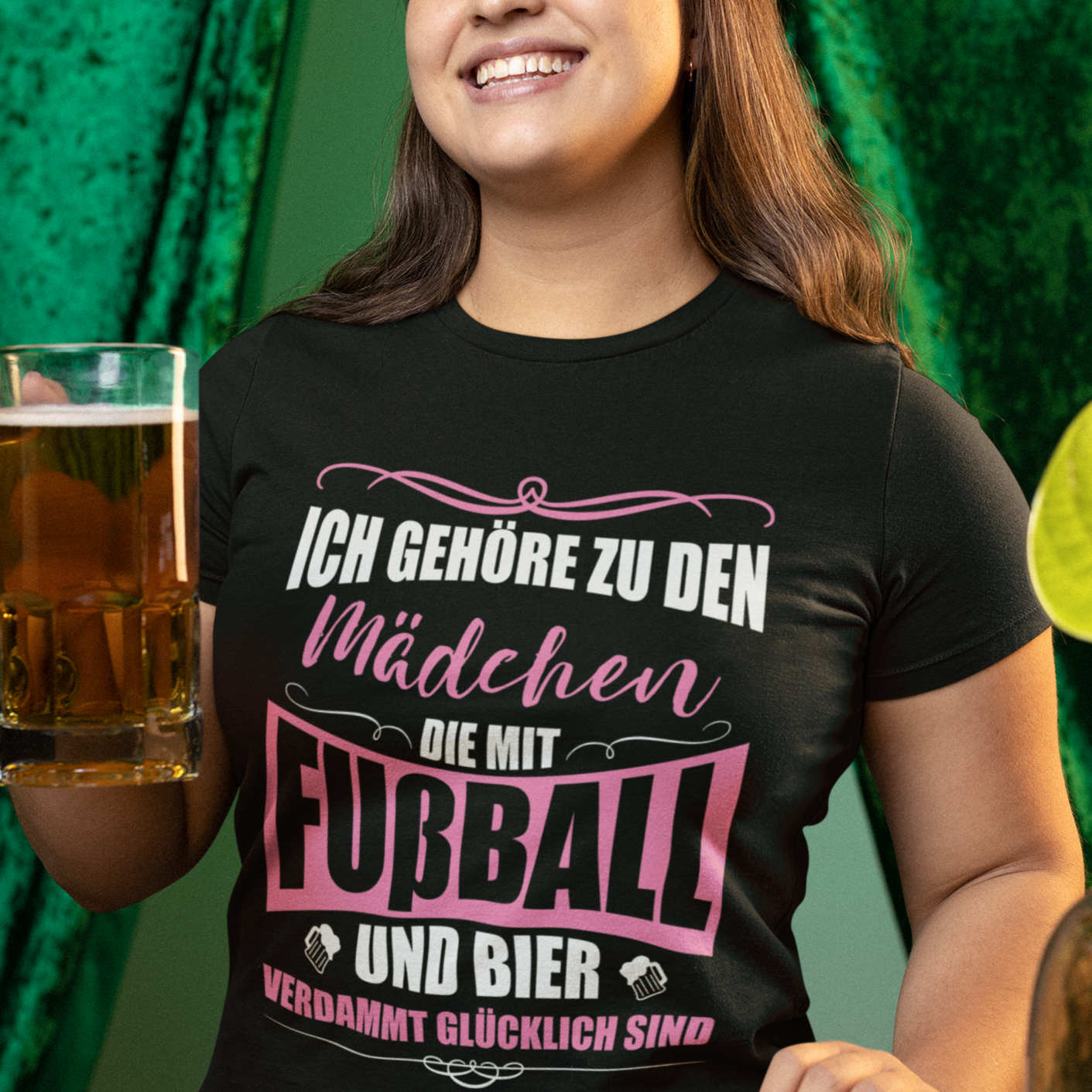 Fußball und Bier Spruch - Premium Organic Frauen Shirt